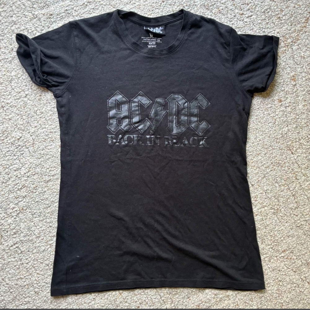 Women’s AC/DC Basic Tee XS